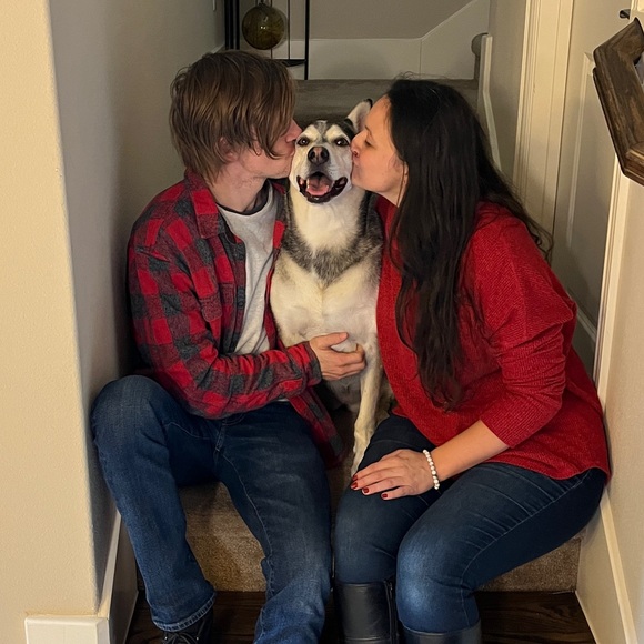 I’M LIVE 💚 - Picture 7 of 7